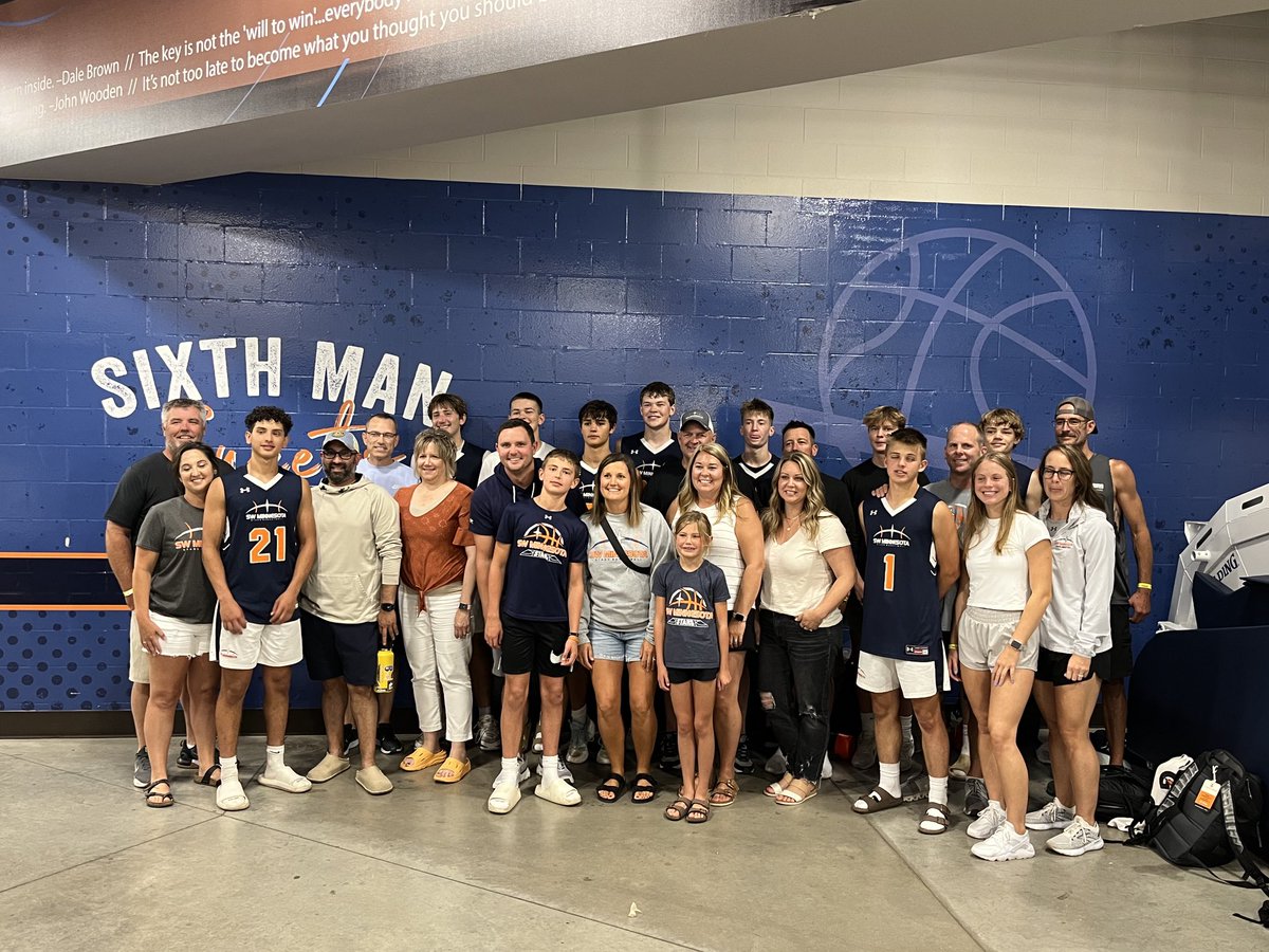 Proud of how 16U team competed this season. Lots of growth and development on and off court! Appreciate the families involved and the relationships that were developed across the board! #StarsFam #AO1