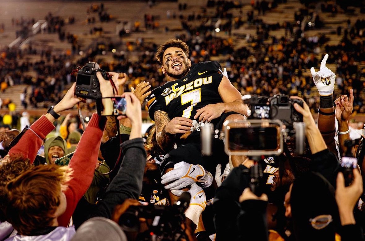 blake_hisey's tweet image. The rise of Eli Drinkwitz and #Mizzou Football (thread)
In Year 4, Drinkwitz established Missouri as a national power after an 11-2 season and a Cotton Bowl victory over Ohio State. But how did we get here?