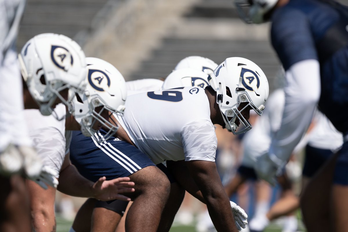 UCDfootball's tweet photo. 🔜 FALL CAMP

🗞️ - https://t.co/ygtsn9R7Wf

#GoAgs | #Shredville | #UCDNA https://t.co/zclHzvusWj