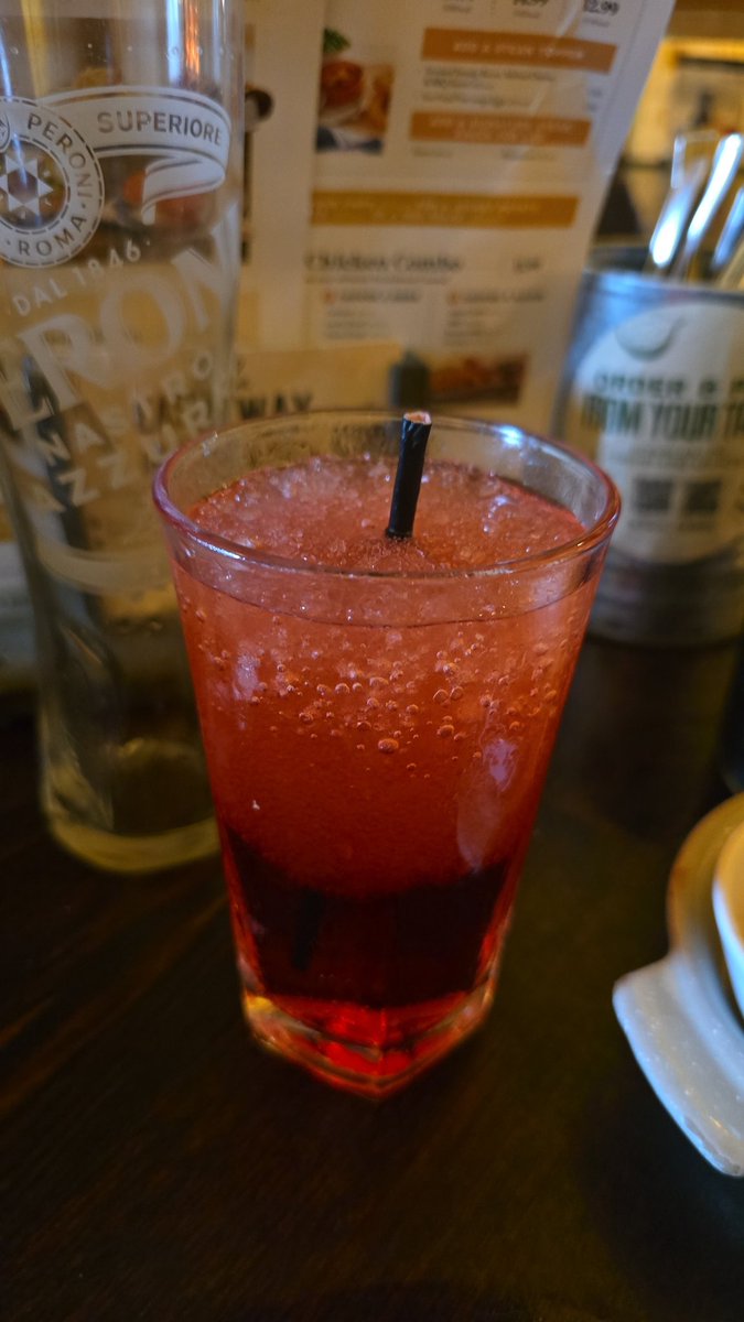 BinqDesign1999's tweet photo. @greeneking hello we was in your manor farm branch in Birmingham today and got told they don't except blue light cards on Sundays when is stated on the app they are accepted everyday. order a strawberry daiquir too which was in fact a slushy with vodka on the bottom as was first https://t.co/0wcJF2MScV