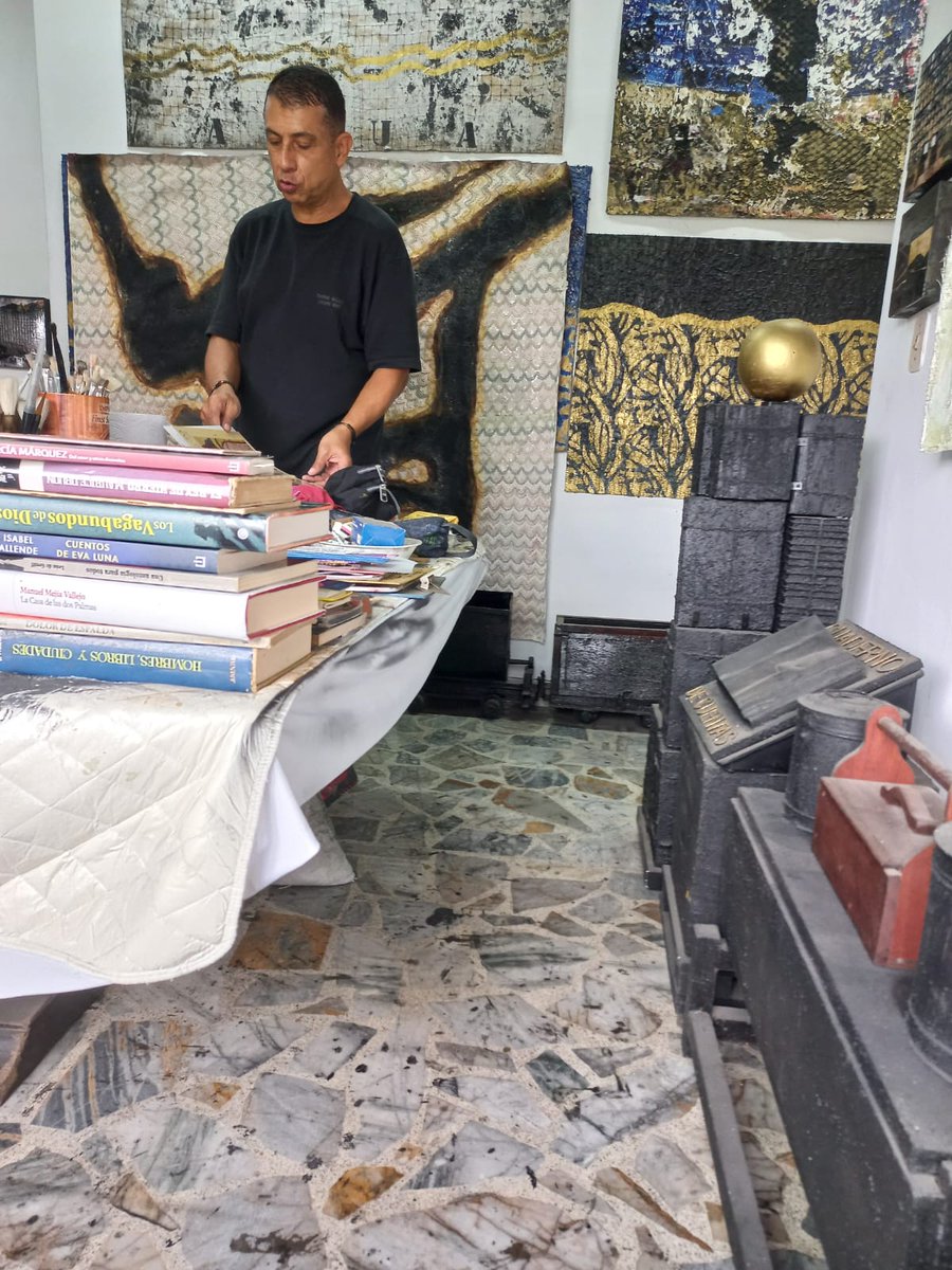 BairoMartinez's tweet photo. Entrevista realizada por el profesor e investigador Oscar Jairo González.
Muchas gracias.
https://t.co/t3xuEz1X2u

#bairomartinez #bairo #paisaje 
#arte #art #artist #artwork #painting #contemporaryart #cultura #artista #artgallery #digitalart #fotografia #instagram
#landscape https://t.co/vy6hAOdHOi