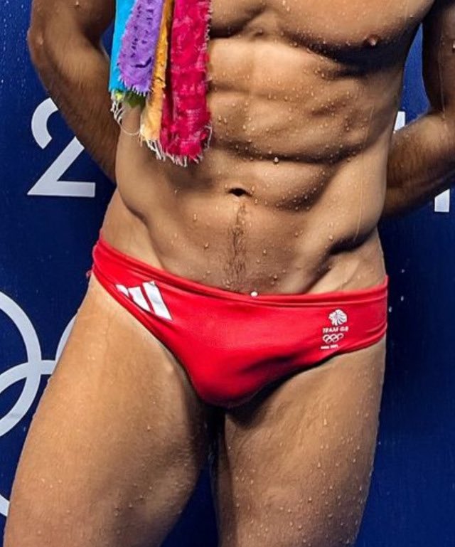 Tom in red 💦