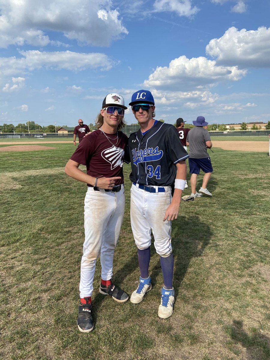 GRANT HUEBNER GOES YARD AND THEN GAVIN HUEBNER GOES YARD. BACK TO BACK SOLO JACKS FOR THE BROTHERS‼️‼️💣💣