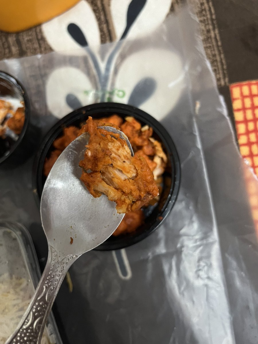 ChawdaTishar's tweet photo. @zomato @bikkganeBiryani I received Chicken 65 instead of Paneer 65 with my Veg Biryani Combo order via @Zomato. As a vegetarian, I specifically ordered veg,but support hasn’t resolved the issue. If this isn’t addressed promptly, I will consider further action. #FoodDelivery https://t.co/lpbVkE4vNm