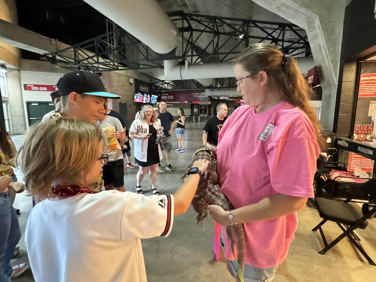 LBradshawEdTech's tweet photo. Sunday at the ballpark with Mom! Stopped by the reptile rescue to hold a snake and pet lizards. #Dbacks #whatafan https://t.co/XIprSGt4OM