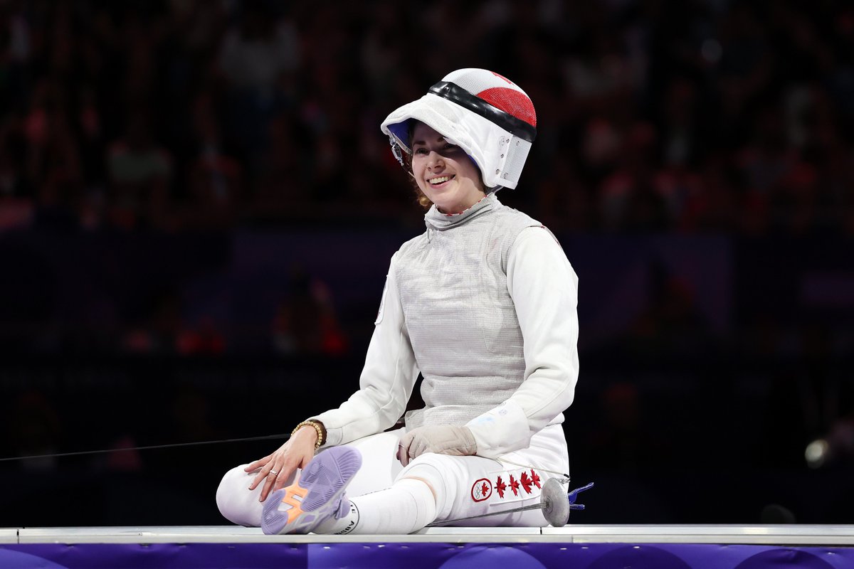 It’s a fencininomenon. 

Eleanor Harvey is Canada’s first-ever Olympic medallist in fencing 🇨🇦

📸: Al Bello/Getty Images