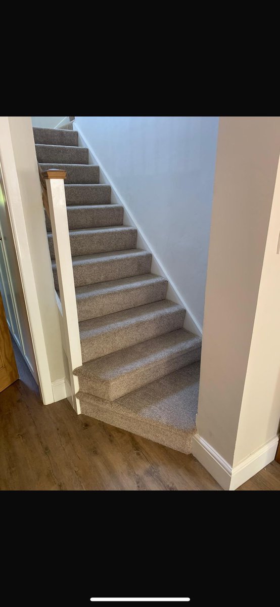 KingsleyCarpets's tweet photo. Stairs carpet fitted July 2004 #carpet https://t.co/H9SvQCcSdH