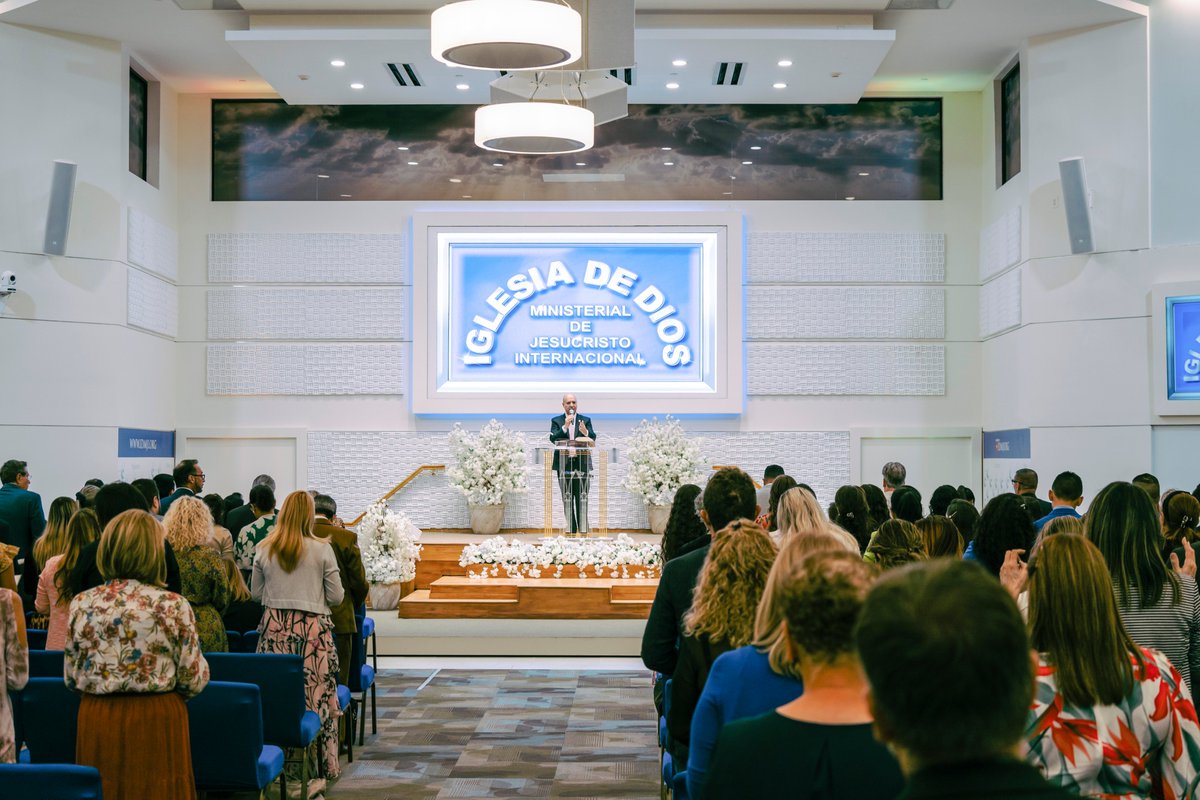 MLPiraquive's tweet photo. Fotografías de la enseñanza Mateo 1, realizada en Weston, Florida, Estados Unidos.
Transmitida el 28 de julio de 2024 en nuestro canal de YouTube: https://t.co/jhyP7WbzBb
Iglesia de Dios Ministerial de Jesucristo Internacional. https://t.co/trdFNtmARk