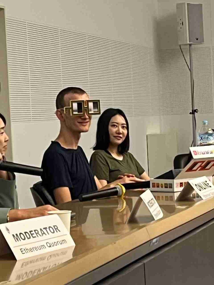 So happy to see this! 🙏

I worked on this event (Ethereum Quorum) for months on the EDCON team, and to see <a href="/VitalikButerin/">vitalik.eth</a> come out to Tokyo to support AND wear noggles is an absolute treat.

A very special moment for <a href="/nounsdao/">Nouns</a>! 
⌐◨-◨