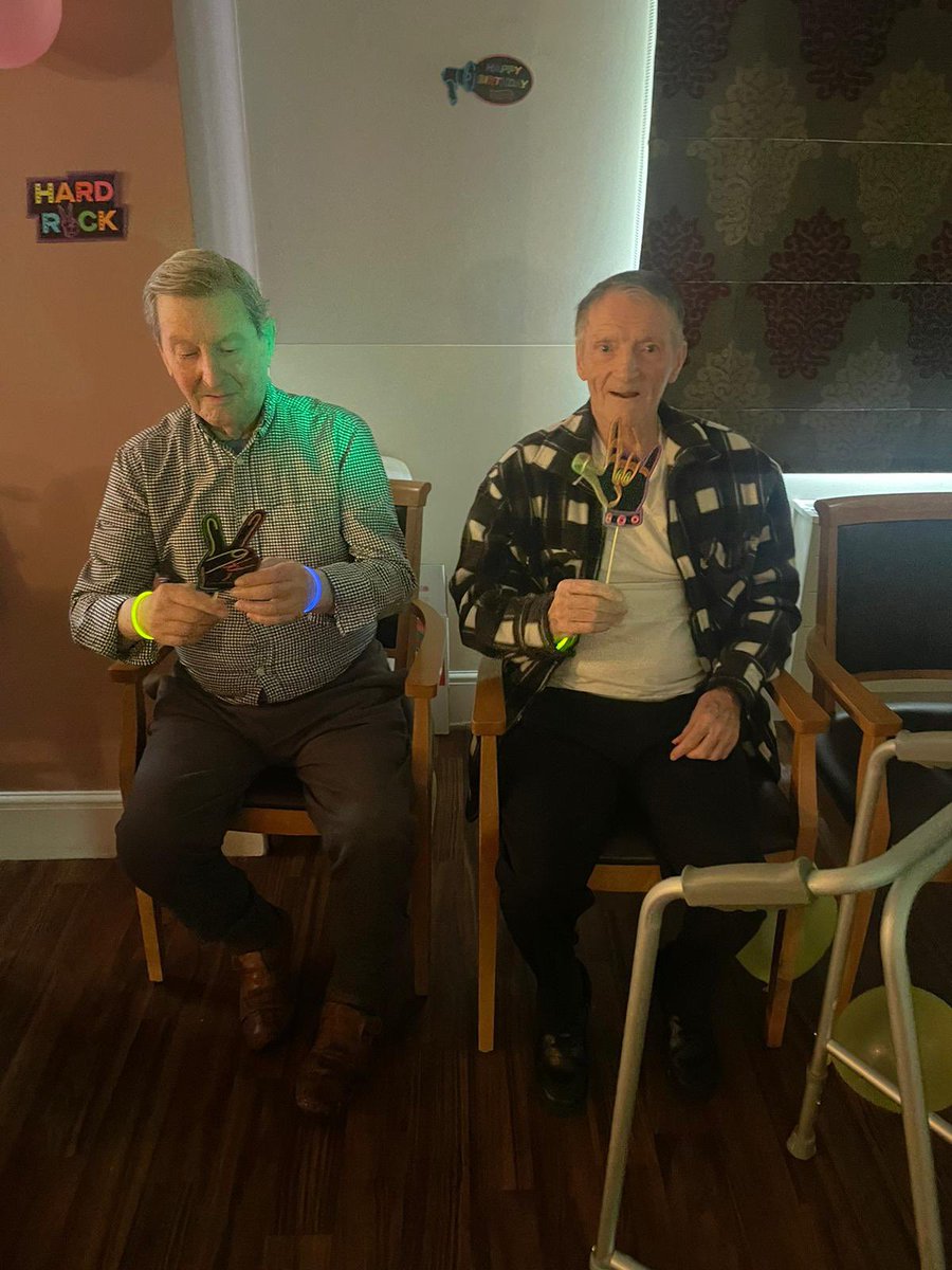 Saturday night neon party was a blast. Thank you so much to all the staff involved. 💃🏻🕺🏻🥂 #carehome #harehills #PartyVibes