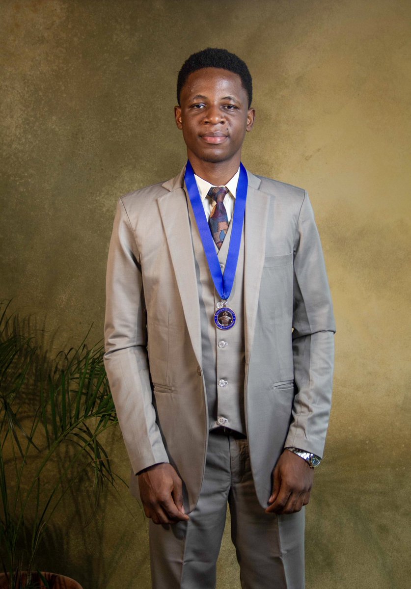 Hon_Adefolarin's tweet photo. B.SW (Hons) Social Work - First Class Honours🥇.

- Executive President, Social Work and Human Services Students Association (2023-2024 academic session)

-Member, Babcock University Premier Council (2023-2024).

GOD DID!! https://t.co/llZOtn3r6w