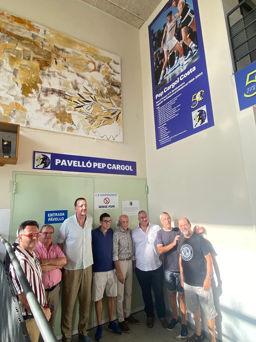 Muy agradecido y orgulloso por este gran reconocimiento. Sentirme querido en mi casa y rodeado de toda mi familia me hace enormemente feliz. Muchísimas  gracias,CPSantjoanenc, FCBQ, Comarca de la Garrotxa, Basket Girona y Ajúntament de Sant Joan les Fonts!