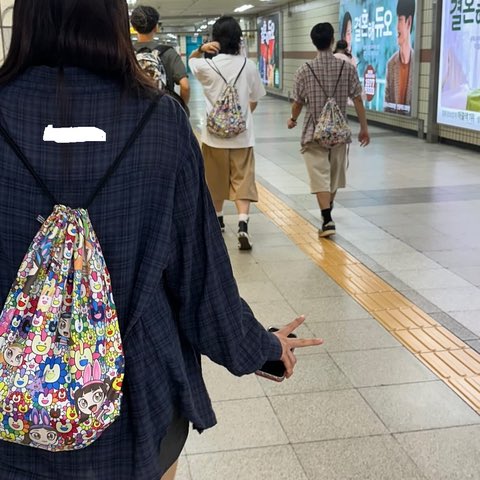 imiofari's tweet image. girls just want newjeans bags 
🎀🌷🫧🐰👛