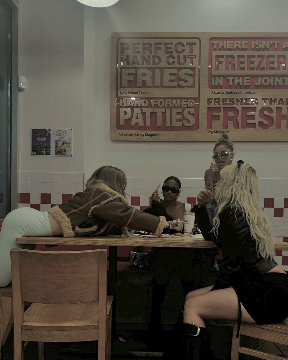 Camila_Cabello's tweet image. one month of c, xoxo 
😭

c, xoxo is a diary entry in the lifelong journey to live a life that is authentically and boldly and joyfully signed by me

…..it is unbelievably hard. 

and it has been unbelievably vulnerable to do it out loud and put out this album 

and see it be…