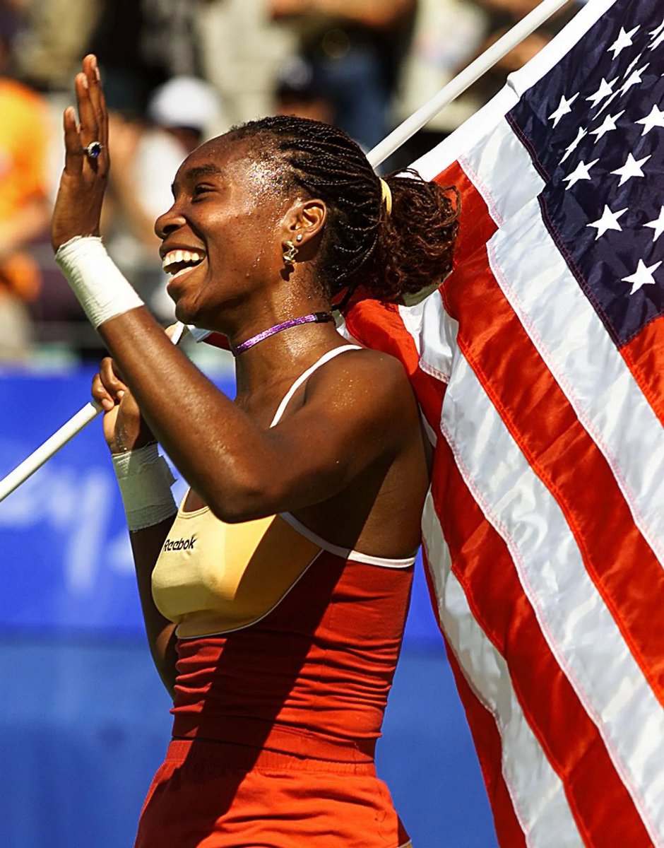 TheTennisLetter's tweet photo. Coco Gauff becomes the youngest American woman to win a singles match at the Olympics since 2000. 

The last woman to do it… Venus Williams, who won the gold medal in Sydney. 

Incredible achievement. 

Just a superstar coming into her own. 

🇺🇸❤️ https://t.co/mkjvkQGmMU