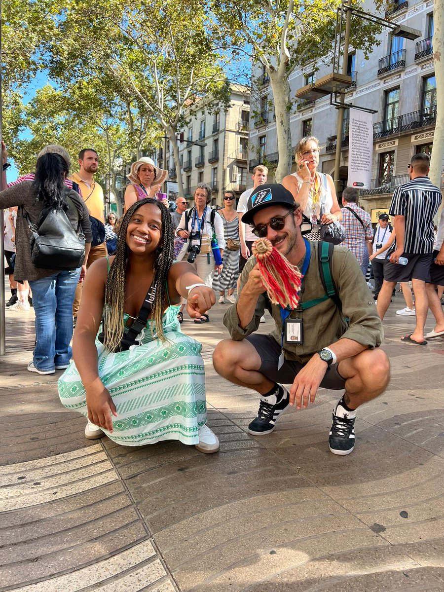 cbracksieckCHS's tweet photo. Showing kids the world is my little summer side gig but it fills my heart big time. #eftours #realworldapplication https://t.co/N6cAOhRMrx