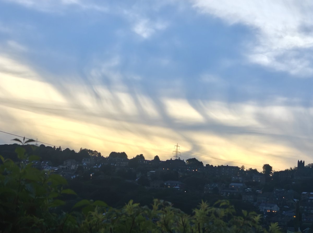 Larchant HIBOU tweet media