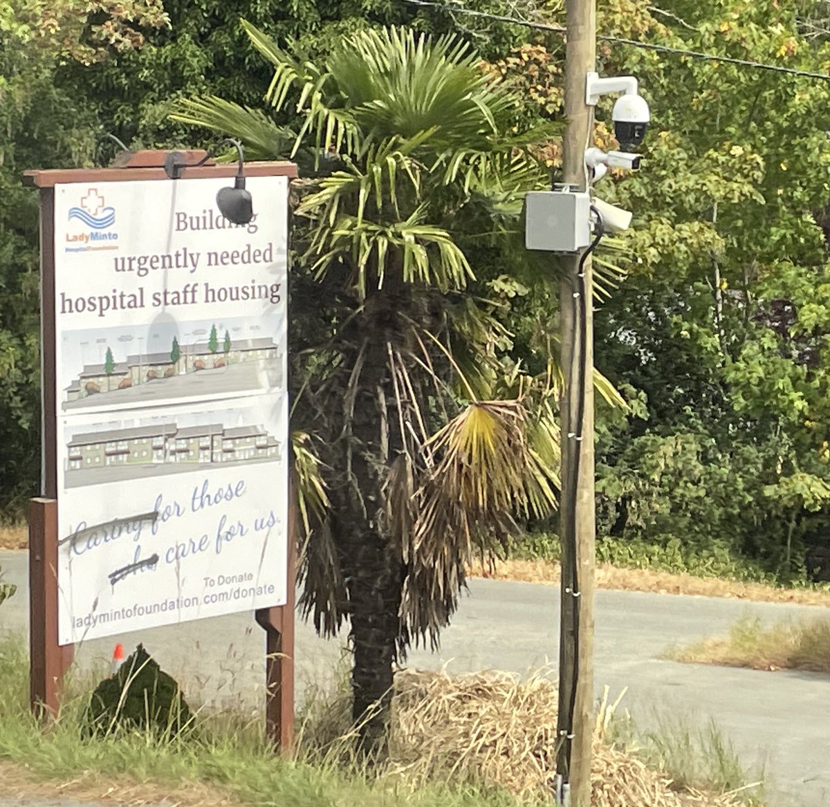 GregorCraigie's tweet image. Salt Spring Islanders working to fix housing and healthcare with this essential-worker housing project.