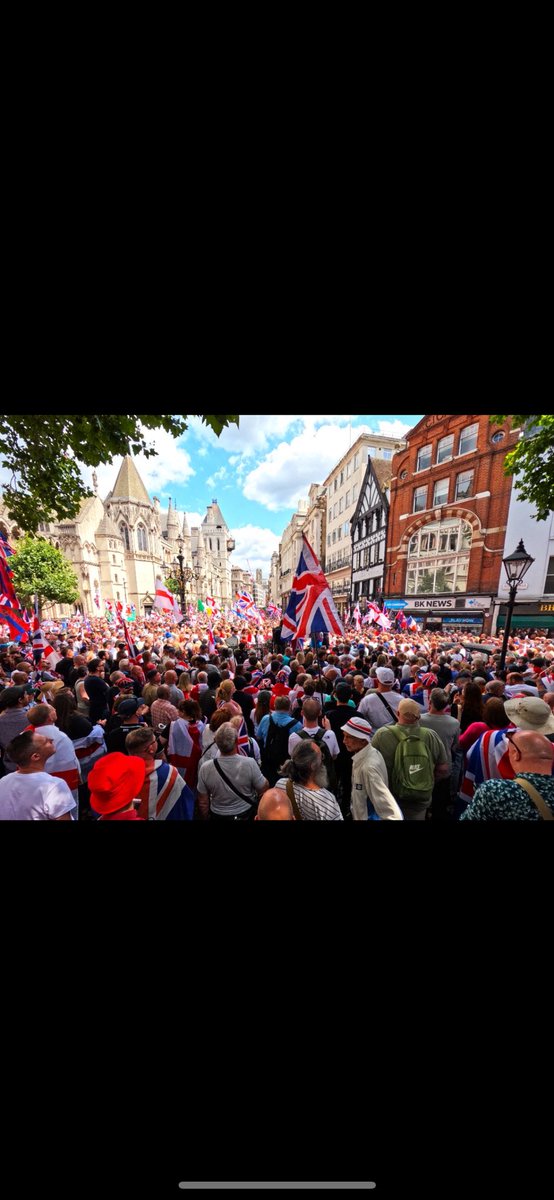 BOURNYBOY76's tweet photo. These are the people who voted for you @reformparty_uk These are the patriots who put you in Westminster @Nigel_Farage they can just as easily take the support away
WE ARE ALL TOMMY https://t.co/VfMZUM55Vs