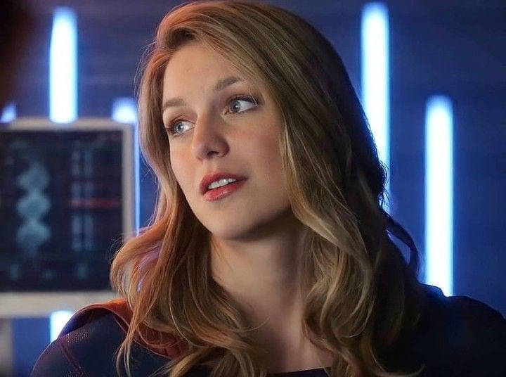 ssvpercorp's tweet photo. “You're an idiot.”          “And, you're beautiful.” https://t.co/QmD10RLekE