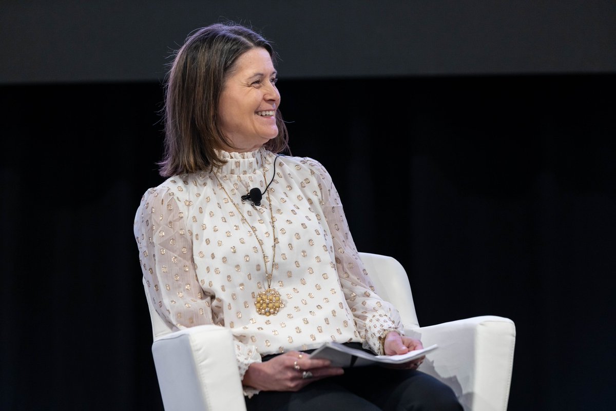 KBIS's tweet photo. Did you get to see KBB Person of the Year: Nureed Saeed? Last February, she sat down for an interview with @KBBconnect's Chelsie Butler and they explored Saeed's passion for diversity in design.
Watch now: https://t.co/x2YL3tmE46
#KBISNEXTStage https://t.co/6jje1igdhg