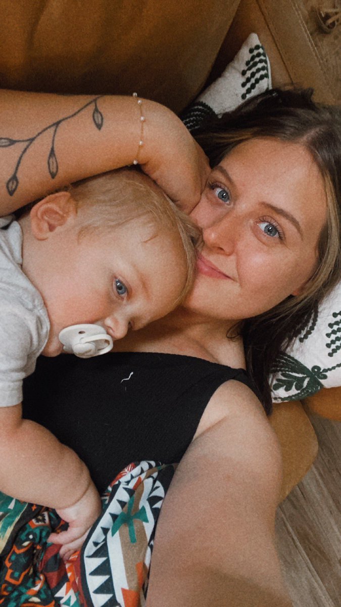 cierraburford's tweet photo. Snuggle bug https://t.co/r3zjBkNOP2