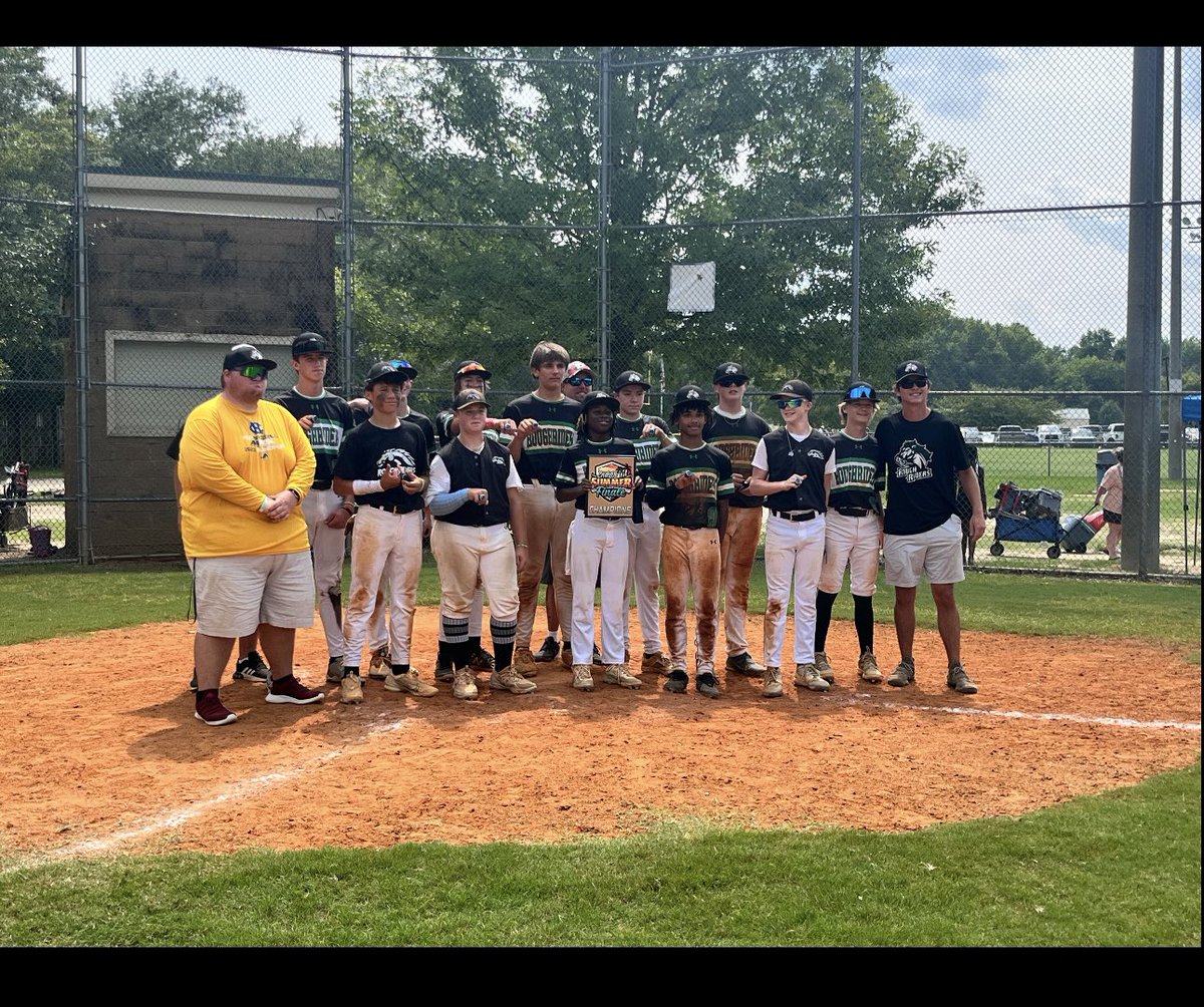 DakotaUSC's tweet photo. Finish the summer off right. Kids went 4-0 this weekend out scoring their opponents 32-11. Finish July off with a 6-1-1 record. 9-9-1 overall summer record. Kids kept fighting and putting in the work to finish summer off HOT🔥🔥🔥Next up Fall Season!!! https://t.co/eFOReccfLc