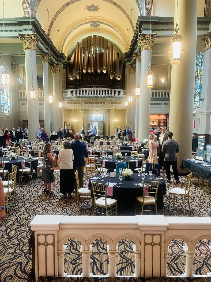 lpstabile's tweet photo. What an incredible honor to receive the Libby Do Award at the @Libbys_Lungs Breath of Hope Fundraiser held last night at the beautiful Priory Hotel in Pittsburgh. Grateful to be a part of such a meaningful event for the fight against lung cancer. https://t.co/0zMdpjRaIf