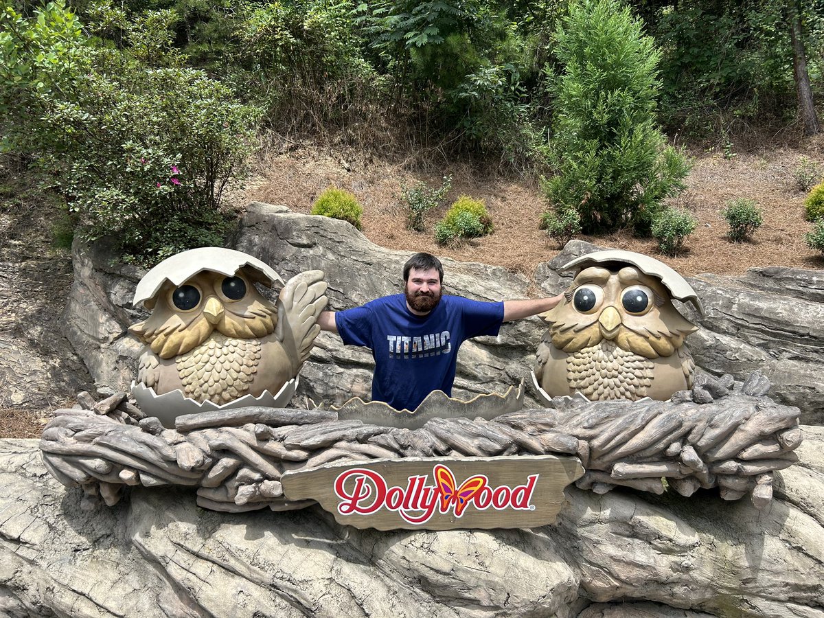 SabolSawyer's tweet photo. We are almost done with the photos of @Dollywood #dollywood I appreciate you all. 🤩🤩🤩 https://t.co/N14g0y8v44