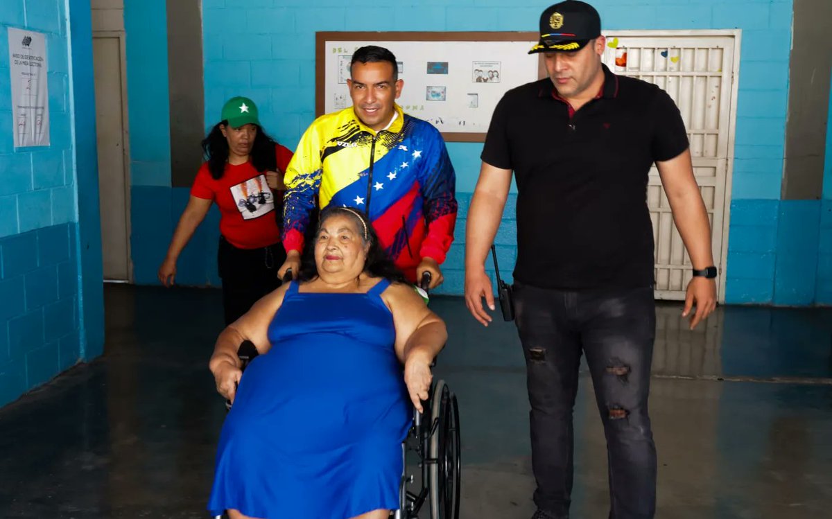 Ministro para el Ecosocialismo <a href="/JosueLorcaV/">Josué Lorca Vega</a> en su participación en el proceso electoral 2024, hace un llamado a las venezolanas y venezolanos a votar por la paz, la democracia y la soberanía nacional.