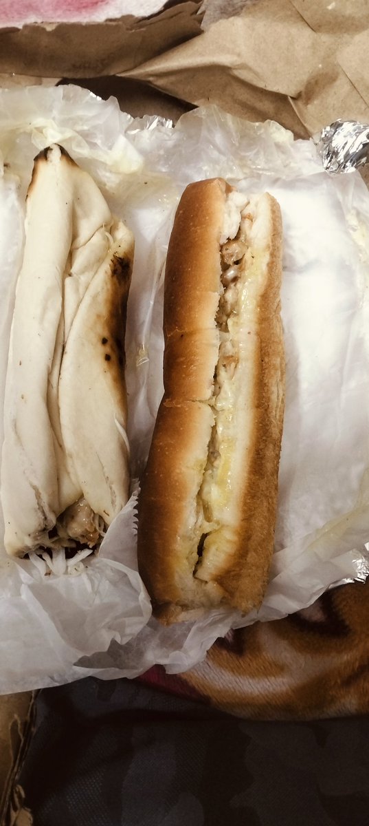 captain__mighty's tweet photo. @zomatocare @ZomatoIN I ordered 2 shawarmas: 1 rumali and 1 kuboos, but received bread shawarma instead of rumali. I don't like bread shawarma! Your chat support offered me an ₹82 coupon for my next order, but what can I eat now? I need a quick solution, not just a coupon. https://t.co/BN7X48RcPk