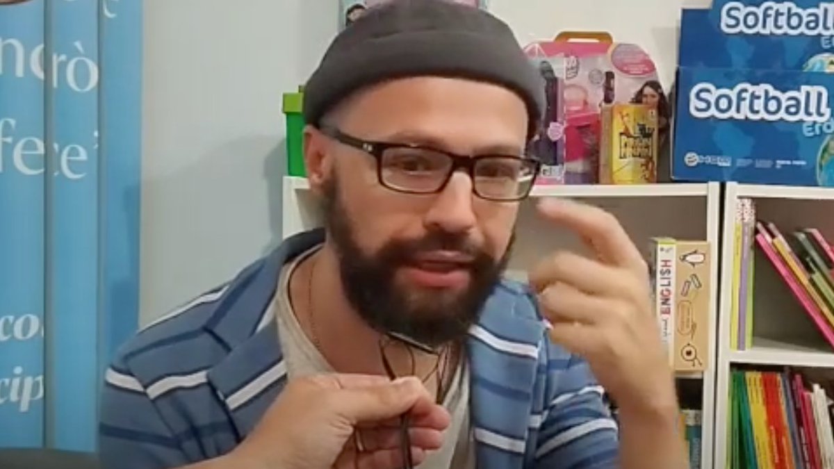 LuciaLibri tweet media