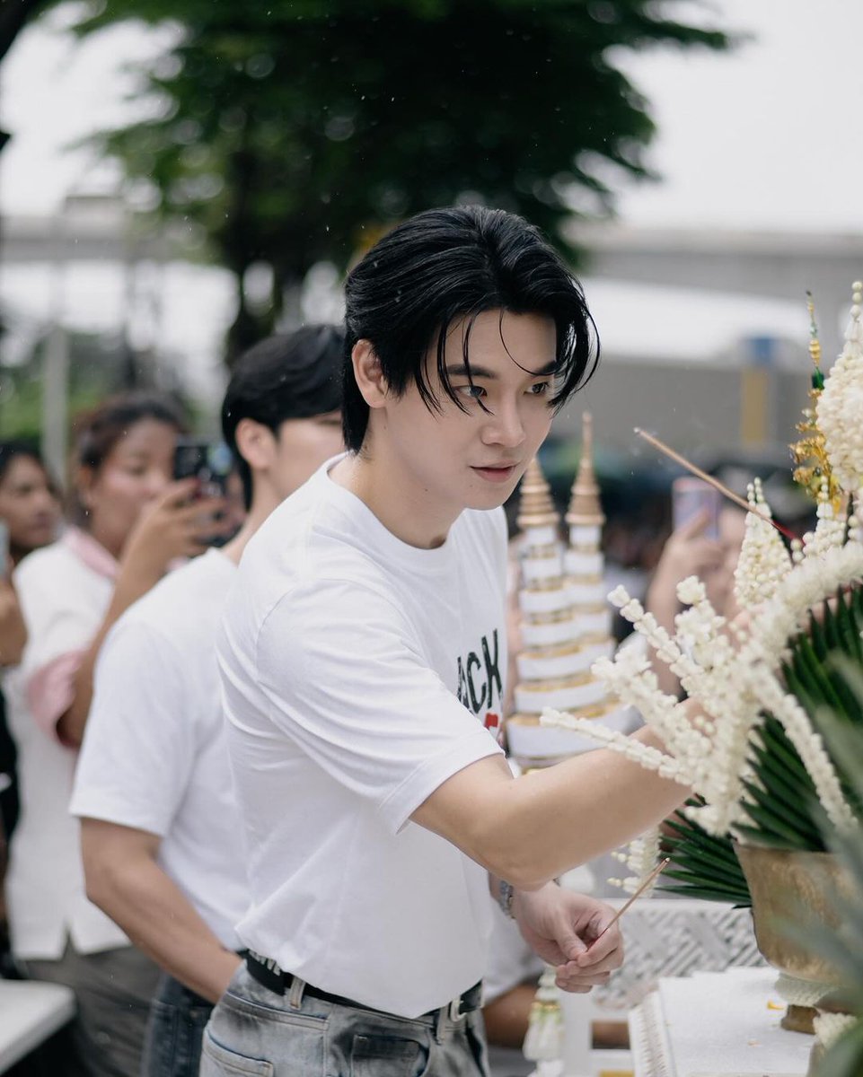 yin_krsupport's tweet photo. IGs. jjamedao_
IGs &amp; IG. kantapong_anya

งานพิธีบวงสรวง ซีรีส์เรื่อง JACK&amp;JOKER U STEAL MY HEART ทำไมต้องเป็นเธอทุกที

JACK AND JOKER WORSHIP
#บวงสรวงJACKANDJOKER

#หยิ่นวอร์ @yinyin_anw
Yin Anan #yinyin_anw
W.Wanarat #warwanarat https://t.co/tG99RusTqq