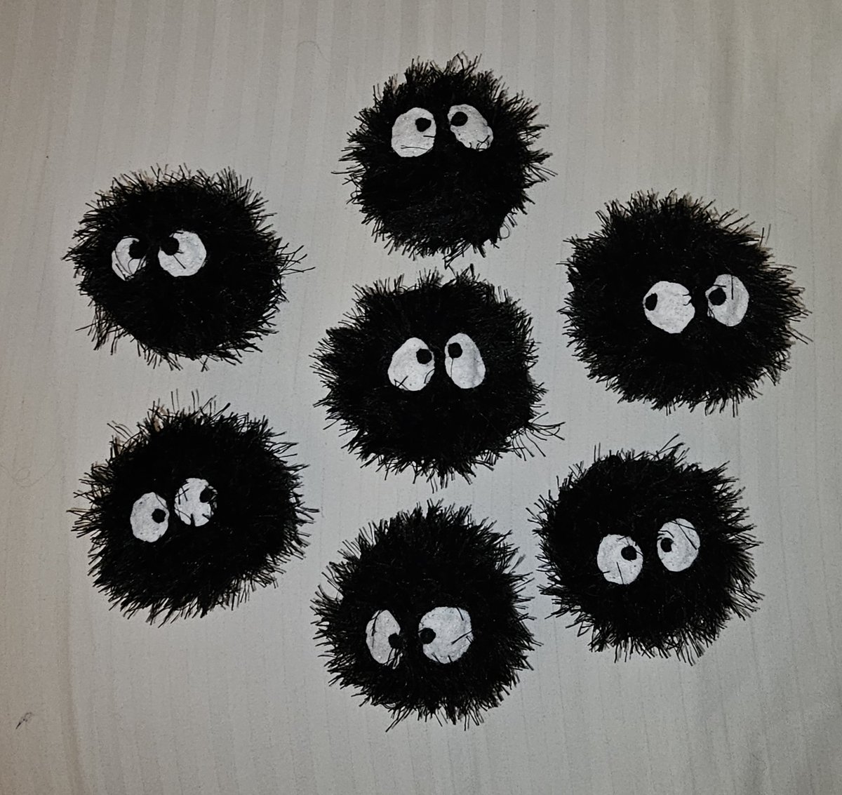 CeruleanCrafts's tweet photo. I'm away from home right now, so I can't work on my chicken patterns... So instead, I'm making dust sprites! Lots and lots of dust sprites 😊 They're very portable, and only take a little over an hour to make each one. I love giving them their own personalities and expressions. https://t.co/Ma9Bk7bR4C