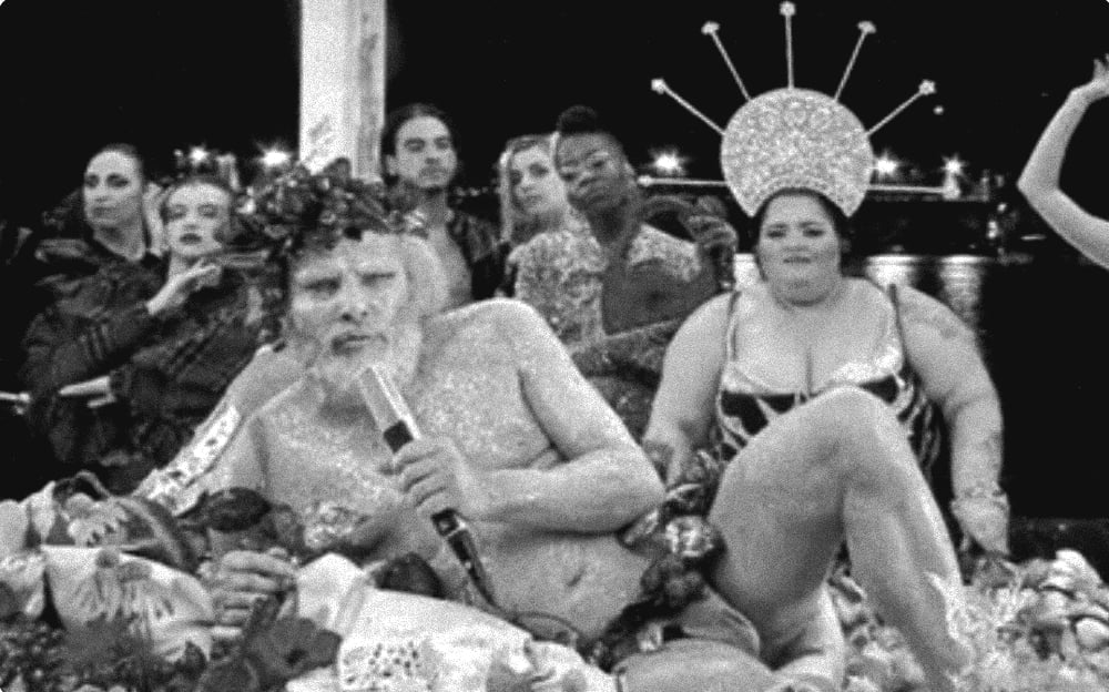 alexsps7's tweet photo. Uma Paródia de "Mal"Gosto

É lamentável que uma ideologia destrutiva seja mais importante do que a celebração do esporte. 
Não se trata apenas de um exagero, algo chato e mal concebido, tratar-se da realidade, escarnecedora, profana e caótica que demonstra a decadência do mundo. https://t.co/vZaHmoW93x