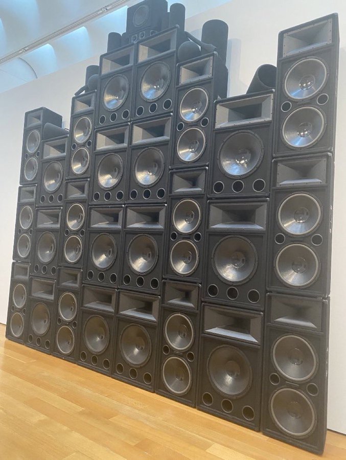 vibetoarnold's tweet image. What’s the first song you would play on this?