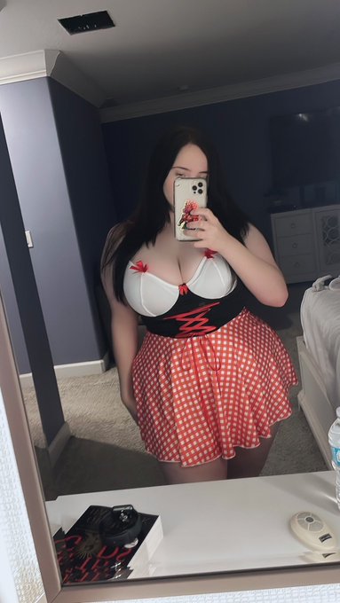 Watch Jewel / Megan 💕's leaked NSFW photo on TwXstars