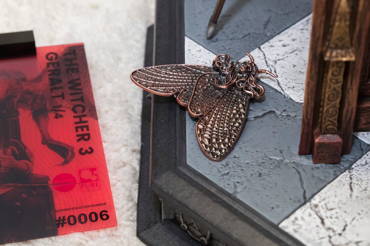 The Witcher collector <a href="/WitcherMuseum/">The Witcher Museum - my private collection</a> shows off her new PureArts The Witcher 3: Wild Hunt Geralt of Rivia 1/4 Scale Statue! ⚔️

In stock &amp; shipping now 👉 ow.ly/QYsA50SJB36

📷 Show us your PureArts collection! Tag us &amp; use #PureArtsSnap