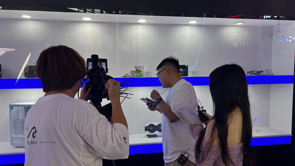 Magewellcn's tweet photo. Our #DirectorMini had a great time in #ChinaJoy 2024 last week. It was chosen as the official streaming solution for its robust production capability and reliable performance. The streaming goes smoothly and is very beautiful. ❤️ https://t.co/4xTYJREnfd