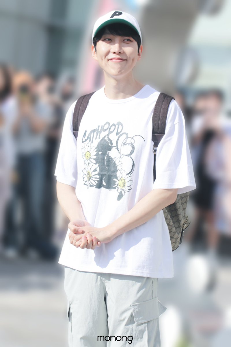 MN___etc's tweet image. 240728 뮤지컬 아가사 고양 낮공 #김재범 배우님 퇴근길