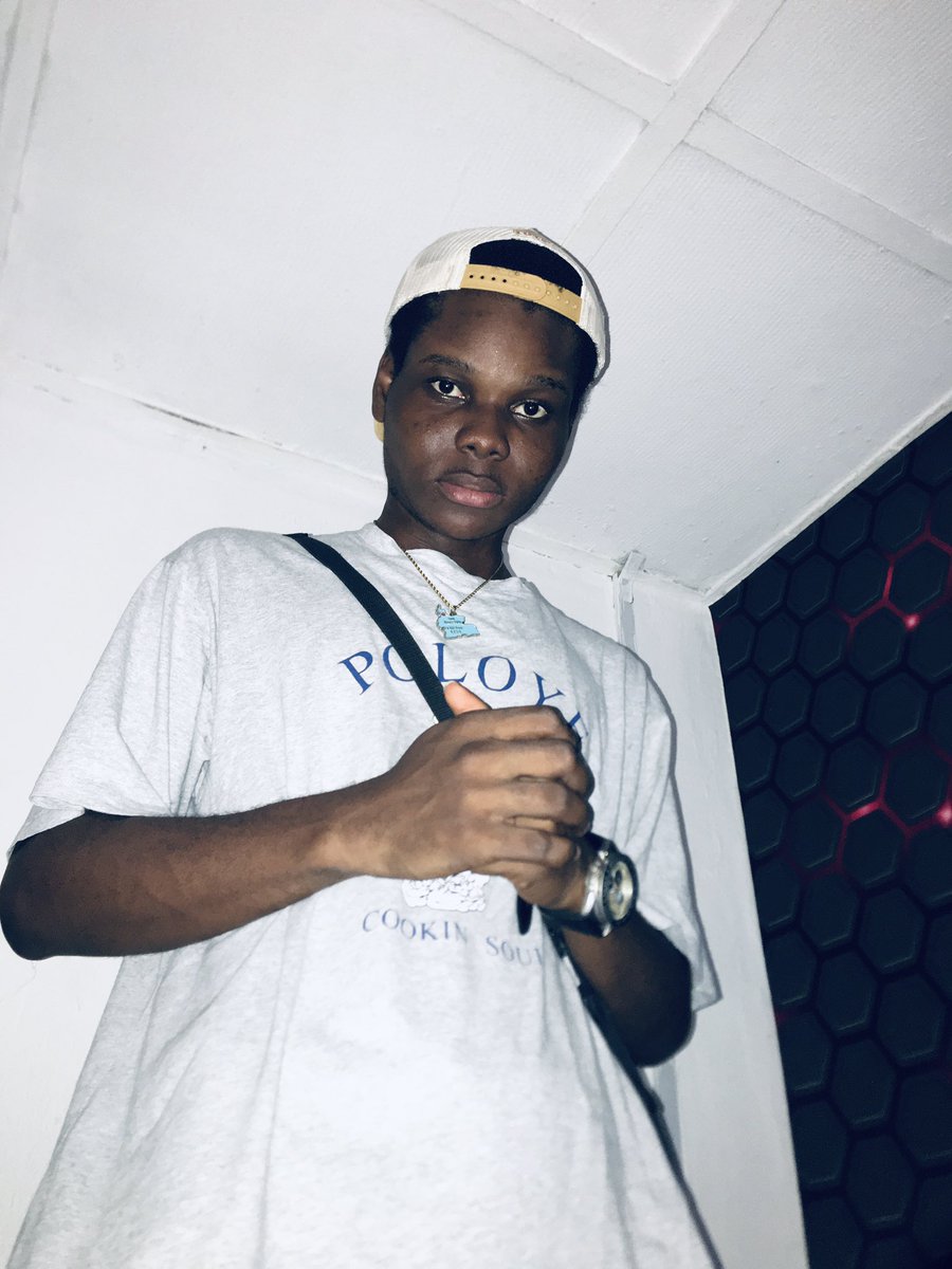 dr1zzyy_szn's tweet image. Still on the celebration
+1❤️🎉

#jemappelledr1zzyszn #chivido2024 #Trending