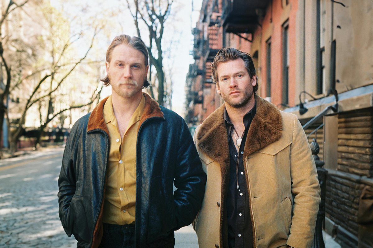 BeyondTheGroove's tweet image. #Telluride, make your plans &amp;amp; get your tickets for Jamestown Revival (@JTRevival) and @TheWatsonTwins at @ClubRedTride on Friday (8/9) &amp;amp; Saturday (8/10).

To purchase, visit clubredtelluride.com/jamestown-revi…
