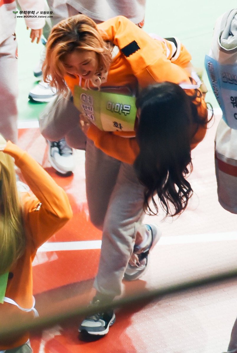 in honor of the olympics here’s hwasun at the kpop olympics (isac)