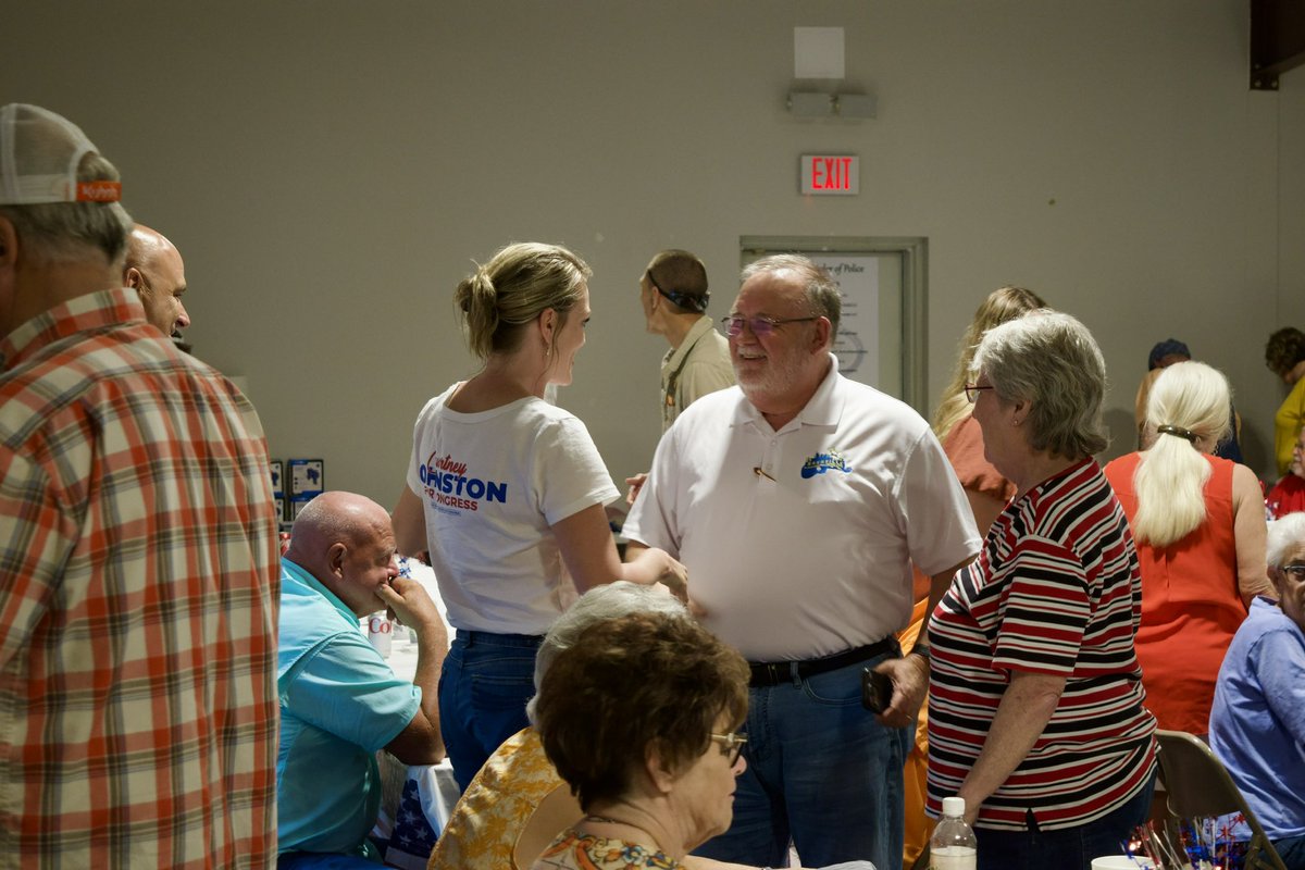 Courtney Johnston tweet media