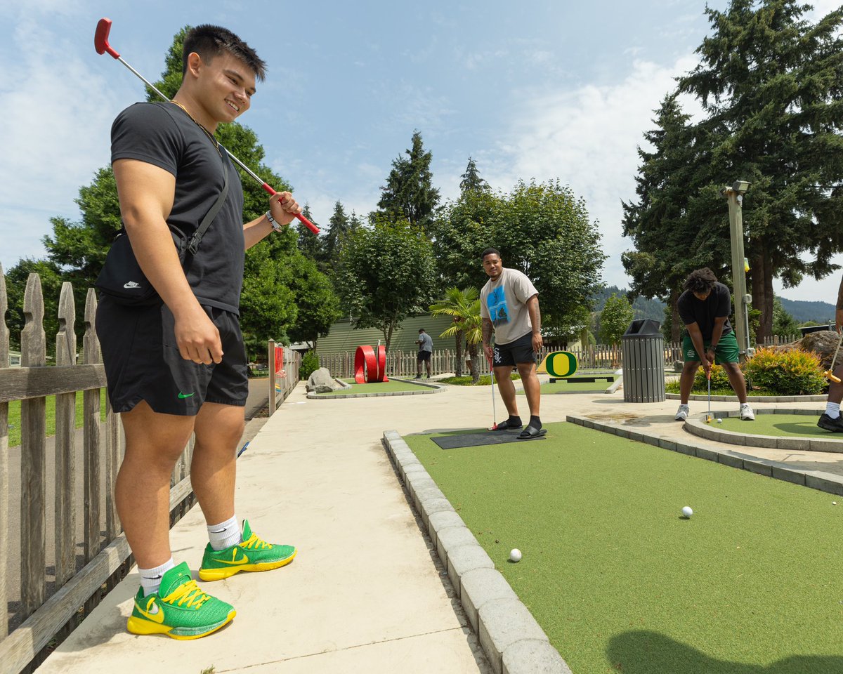 Oregon Football tweet media