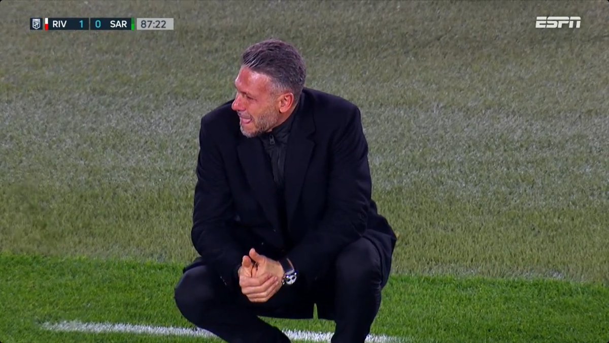 Me hace mierda.

Gracias por los buenos momentos, elijo quedarme con eso. Quizás tu camino y el de River se vuelvan a cruzar en unos años, quién sabe...