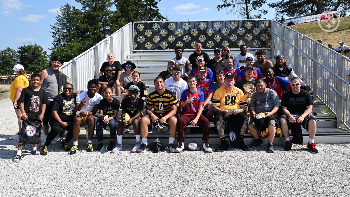 Steelers Community Relations (@steelerscr) on Twitter photo Today, <a href="/FosterLovePgh/">Foster Love Project</a> & <a href="/SOPennsylvania/">๐ฆ๐ฝ๐ฒ๐ฐ๐ถ๐ฎ๐น ๐ข๐น๐๐บ๐ฝ๐ถ๐ฐ๐ ๐ฃ๐</a> joined us for our last practice of #SteelersCamp this week! Today, <a href="/FosterLovePgh/">Foster Love Project</a> & <a href="/SOPennsylvania/">๐ฆ๐ฝ๐ฒ๐ฐ๐ถ๐ฎ๐น ๐ข๐น๐๐บ๐ฝ๐ถ๐ฐ๐ ๐ฃ๐</a> joined us for our last practice of #SteelersCamp this week!