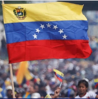 PedullaG's tweet photo. ELECCIONES EN VENEZUELA. (INFORMACIÓN PROPIA), LA ELECCIÓN LA HABRÍA GANADO EDMUNDO GONZALEZ POR 20 PUNTOS DE VENTAJA SOBRE MADURO. PERO COLECTIVOS CHAVISTAS MOTORIZADOS PRODUCEN DISTURBIOS DISTURBIOS Y FOMENTAN EL FRAUDE. TODAVIA NO HAY DATOS OFICIALES. https://t.co/6IEVILAl20