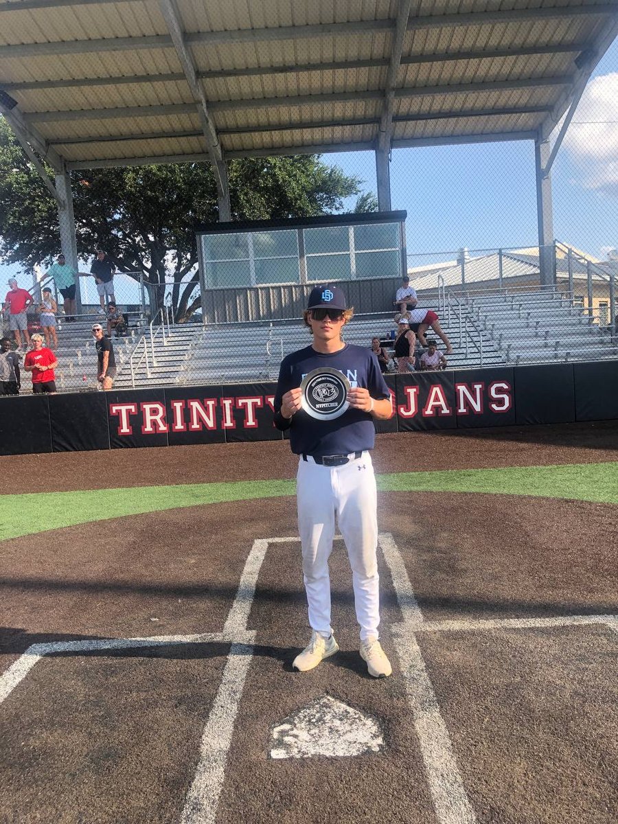 2024 17/18U Southwest Wood Bat

🏆Champions: Duran Baseball 17U National Team
🥈Finalist: Stix 2025 Prospects Grey
🏅MVP: Adrian Rodriguez (perfectgame.org/Players/Player…) 4R 10H 2 2B 3B HR 7RBI BB
🏅MVPitcher: Bridger Hamilton (perfectgame.org/Players/Player…) 3.0IP 4K 0H 6BB 0R