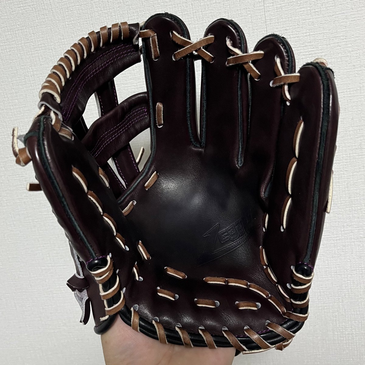 MYBB_Glove's tweet photo. #Ex89
延期した定期検診日です。
術後3ヶ月経過し安定期に突入って言われるはず😅
脳が左眼メインに切り替わり煩わしさは減り慣れはしてきましたが右眼単独では未だ視界不良です😭
戻らないって宣告されてるし、この状態で野球をすることを受け入れるしか策はなさそうです🤣
#再起への道探し https://t.co/J5TRGpcwkU